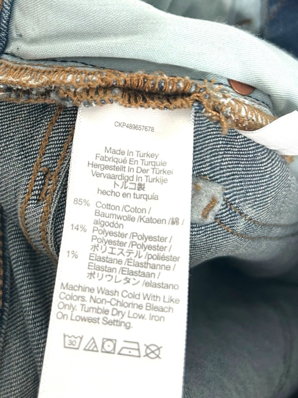Madewell Tall Mid-Rise Kick Out Crop Stretch Jeans in Size 27 - Picture 7 of 8